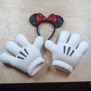 Disney Minnie Mouse Ears Bow Black & Red Sequined Headband & Plush Hands
